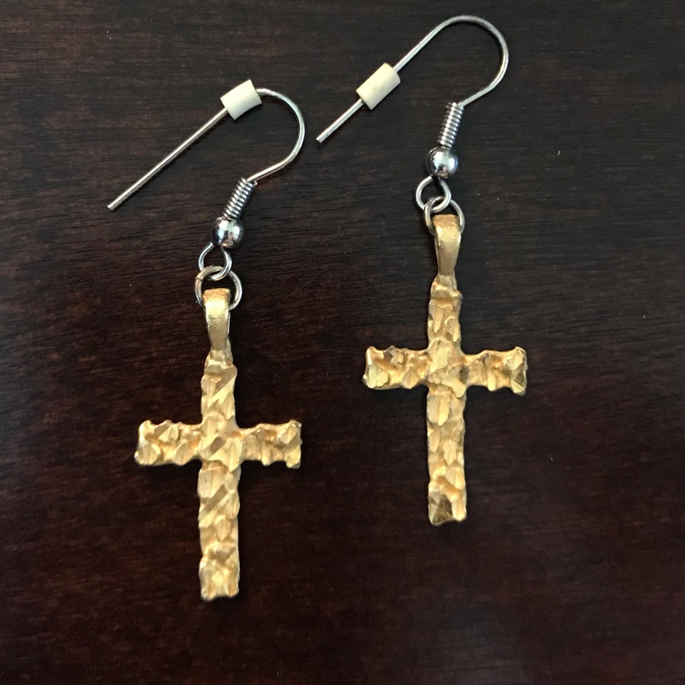 Gorgeous Gold Cross Earrings